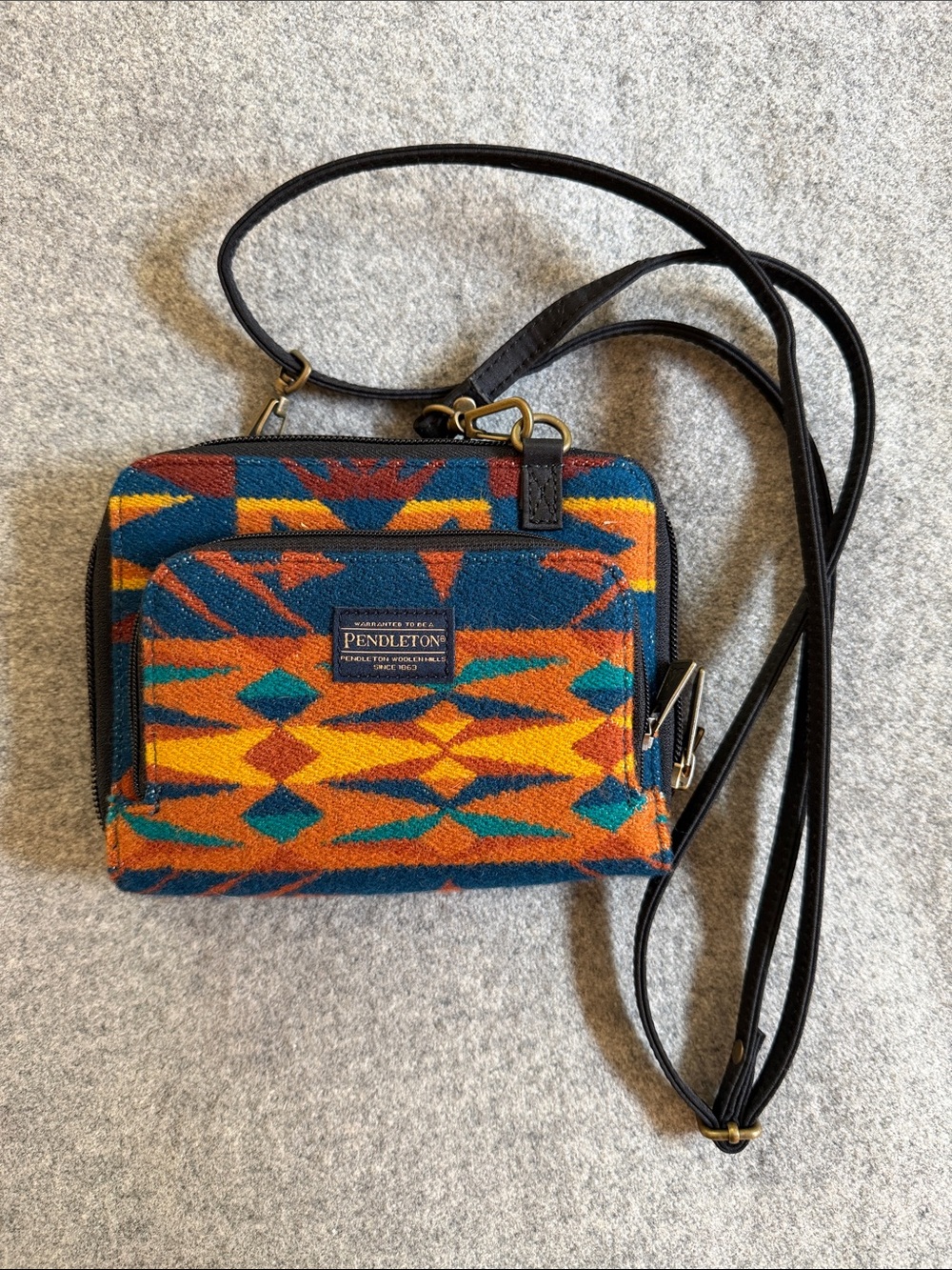 Pendleton Woolen Mills Southwestern Geometric Wool Crossbody Bag